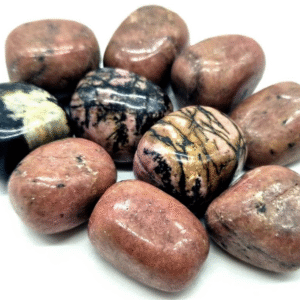 Pierre roulée de Rhodonite